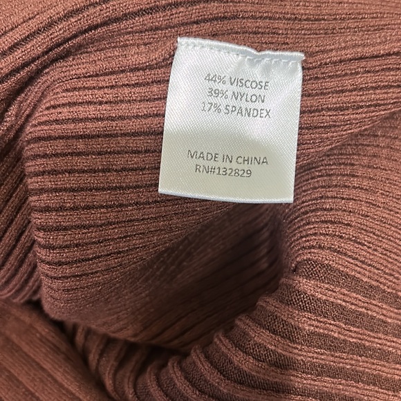 NWT Camila Coelho x Revolve Ellis Brown Ribbed Front Slit Midi Skirt - S - Picture 12 of 14